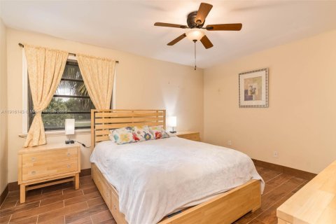 Villa ou maison à vendre à Homestead, Floride: 5 chambres, 450.02 m2 № 1972609 - photo 12