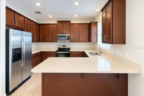 Touwnhouse à louer à Orlando, Floride: 3 chambres, 148.74 m2 № 2412625 - photo 4