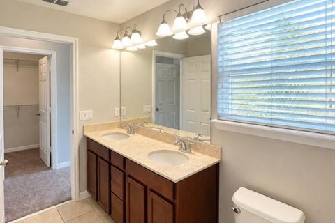 Touwnhouse à louer à Orlando, Floride: 3 chambres, 148.74 m2 № 2412625 - photo 6
