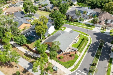 Villa ou maison à vendre à Altamonte Springs, Floride: 3 chambres, 225.75 m2 № 2131782 - photo 4