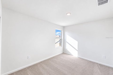 Villa ou maison à louer à Winter Haven, Floride: 6 chambres, 228.91 m2 № 2430958 - photo 13