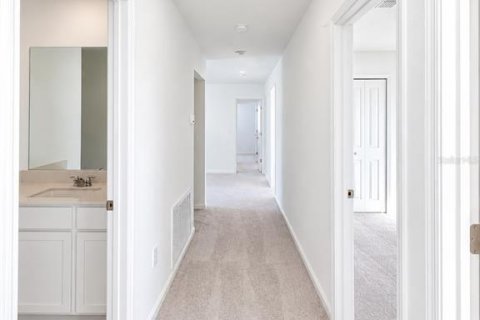 Villa ou maison à louer à Winter Haven, Floride: 6 chambres, 228.91 m2 № 2430958 - photo 9