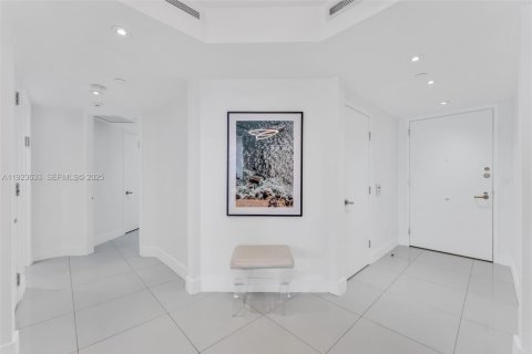 Condo à Aventura, Floride, 4 chambres  № 2038828