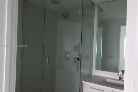 Condominio en alquiler en Miami, Florida, 2 dormitorios, 119.47 m2 № 2052963 - foto 12