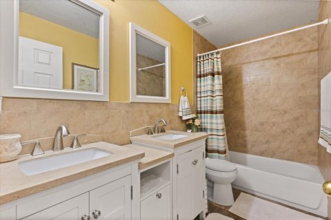 Casa en venta en Orlando, Florida, 4 dormitorios, 270.9 m2 № 1852486 - foto 16