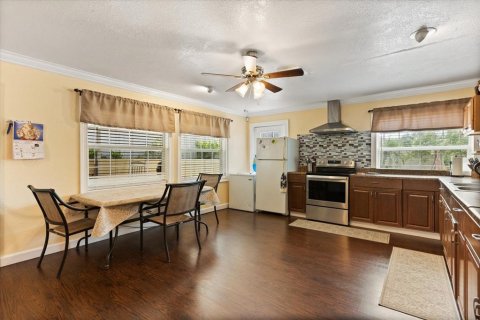 Casa en venta en Orlando, Florida, 4 dormitorios, 270.9 m2 № 1852486 - foto 10
