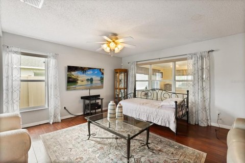 Casa en venta en Orlando, Florida, 4 dormitorios, 270.9 m2 № 1852486 - foto 9