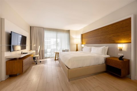 Condominio en venta en Fort Lauderdale, Florida, 1 dormitorio, 90.86 m2 № 1977124 - foto 14