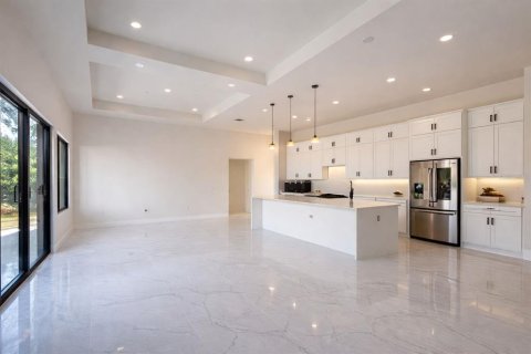 Villa ou maison à vendre à Port Charlotte, Floride: 4 chambres, 200.02 m2 № 2147910 - photo 3