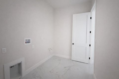 Villa ou maison à vendre à Port Charlotte, Floride: 4 chambres, 200.02 m2 № 2147910 - photo 21