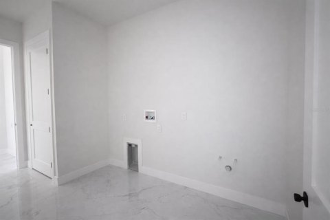 Villa ou maison à vendre à Port Charlotte, Floride: 4 chambres, 200.02 m2 № 2147910 - photo 23