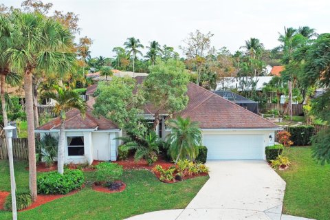 Villa ou maison à louer à Wellington, Floride: 4 chambres, 230.03 m2 № 2167936 - photo 9