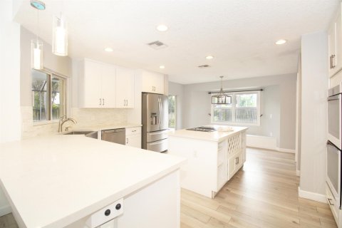 Villa ou maison à louer à Wellington, Floride: 4 chambres, 230.03 m2 № 2167936 - photo 13