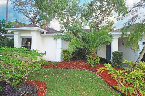 Villa ou maison à louer à Wellington, Floride: 4 chambres, 230.03 m2 № 2167936 - photo 7