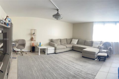 Condominio en venta en Aventura, Florida, 2 dormitorios, 120.12 m2 № 1764589 - foto 4