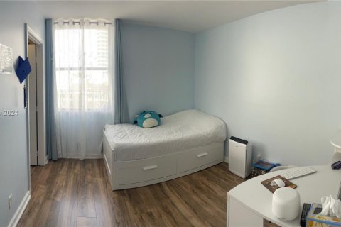 Condominio en venta en Aventura, Florida, 2 dormitorios, 120.12 m2 № 1764589 - foto 10