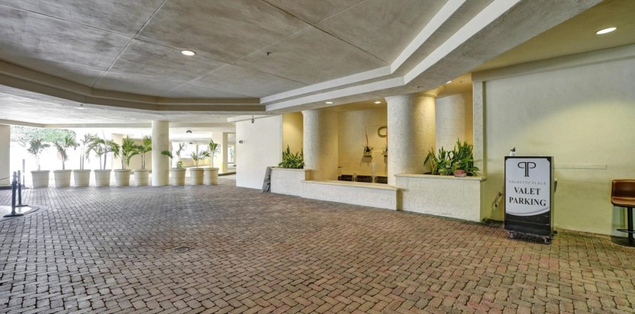 Condominio en Boca Raton, Florida, 1 dormitorio  № 977077