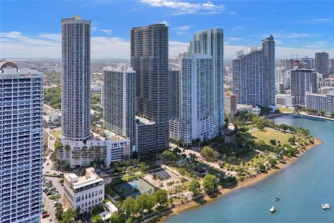 Condo in Miami, Florida  № 1938473 - photo 24