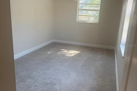 Villa ou maison à vendre à Tampa, Floride: 4 chambres, 128.67 m2 № 2138976 - photo 27