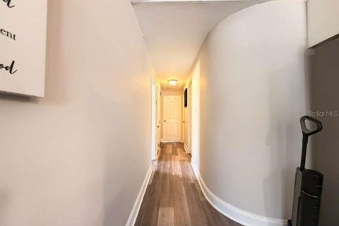 Villa ou maison à vendre à Tampa, Floride: 4 chambres, 128.67 m2 № 2138976 - photo 22