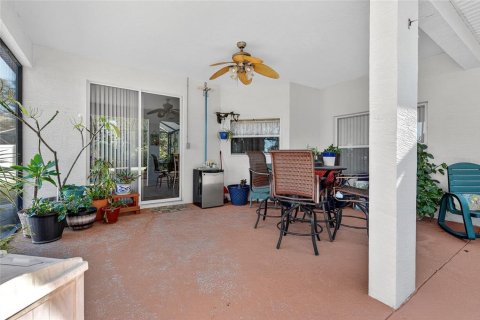 Villa ou maison à vendre à Palm Coast, Floride: 3 chambres, 219.62 m2 № 2151397 - photo 19