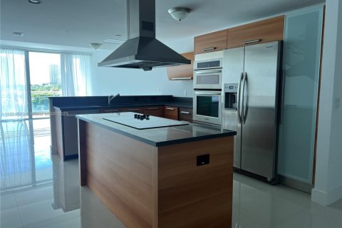 Condominio en venta en Aventura, Florida, 1 dormitorio, 112.78 m2 № 1935100 - foto 5