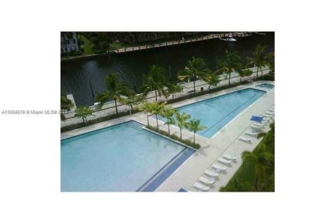 Condominio en venta en Aventura, Florida, 1 dormitorio, 112.78 m2 № 1935100 - foto 21