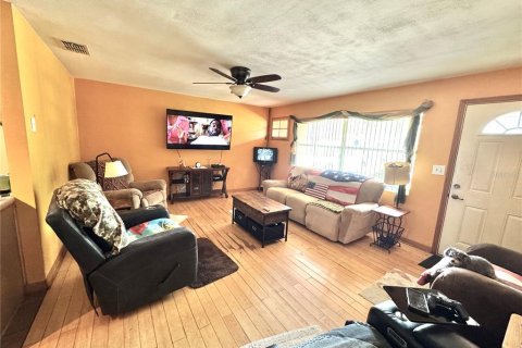 House in Beverly Hills, Florida 2 bedrooms, 102.94 sq.m. № 1734306 - photo 3