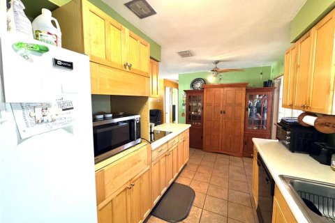 House in Beverly Hills, Florida 2 bedrooms, 102.94 sq.m. № 1734306 - photo 17
