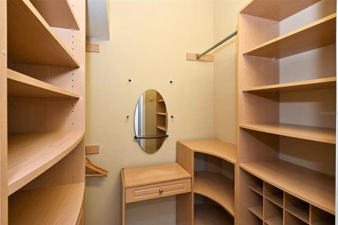 Снять в аренду виллу или дом в Юниверсити-Парк, Флорида 7 комнат, 170.1м2, № 2238797 - фото 23
