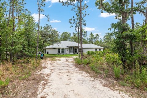 House in Beverly Hills, Florida 3 bedrooms, 190.54 sq.m. № 1767037 - photo 3