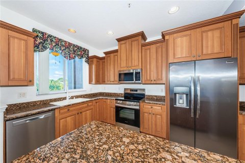 Townhouse in Tampa, Florida 3 bedrooms, 235.97 sq.m. № 2373830 - photo 14