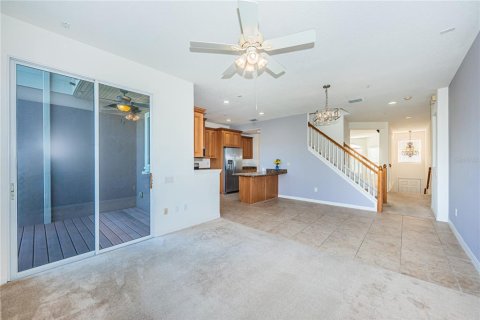 Townhouse in Tampa, Florida 3 bedrooms, 235.97 sq.m. № 2373830 - photo 21