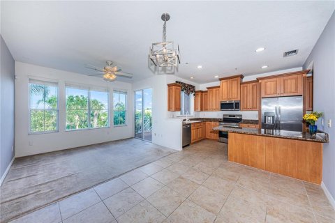 Townhouse in Tampa, Florida 3 bedrooms, 235.97 sq.m. № 2373830 - photo 9