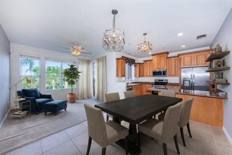 Townhouse in Tampa, Florida 3 bedrooms, 235.97 sq.m. № 2373830 - photo 8