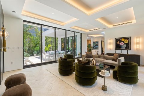 Купить виллу или дом в Майами-Бич, Флорида 6 спален, 478.54м2, № 2080902 - фото 30
