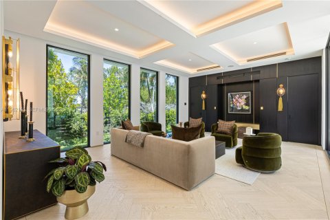 Купить виллу или дом в Майами-Бич, Флорида 6 спален, 478.54м2, № 2080902 - фото 28