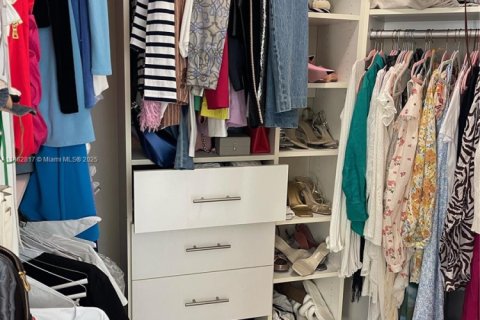 Copropriété à louer à Sunny Isles Beach, Floride: 1 chambre, 92.9 m2 № 2022891 - photo 14