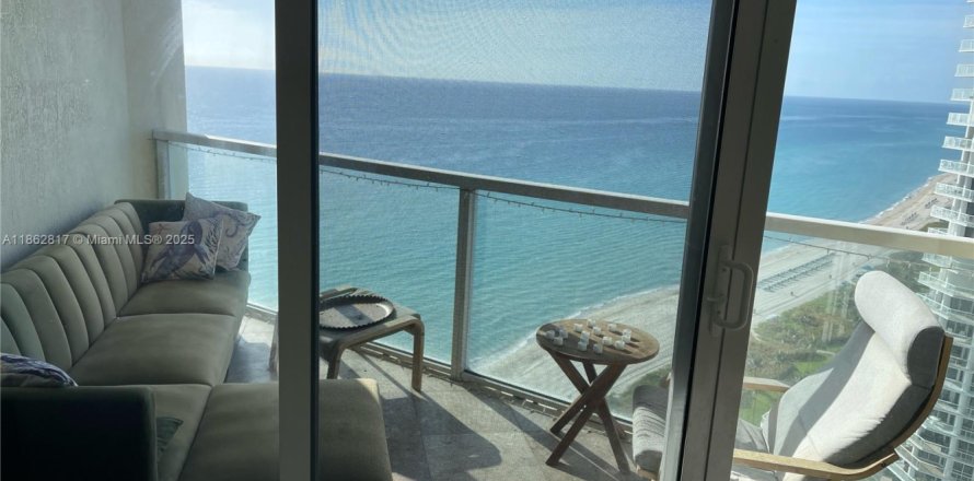 Condo à Sunny Isles Beach, Floride, 1 chambre  № 2022891