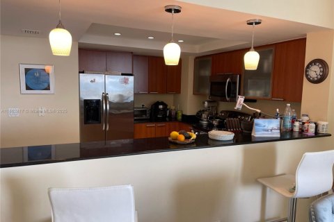 Copropriété à louer à Sunny Isles Beach, Floride: 1 chambre, 92.9 m2 № 2022891 - photo 4