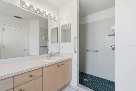 House in Trinity, Florida 2 bedrooms, 170.66 sq.m. № 2122785 - photo 25