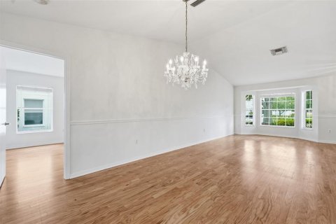 House in Trinity, Florida 2 bedrooms, 170.66 sq.m. № 2122785 - photo 14