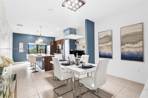 Condo in Doral, Florida, 2 bedrooms  № 1696607 - photo 7