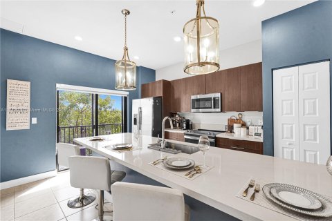 Condo in Doral, Florida, 2 bedrooms  № 1696607 - photo 16