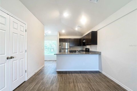 Commercial property in Punta Gorda, Florida 6 bedrooms, 195.47 sq.m. № 1888526 - photo 4