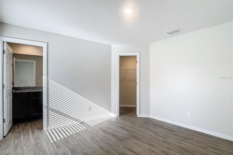 Commercial property in Punta Gorda, Florida 6 bedrooms, 195.47 sq.m. № 1888526 - photo 9