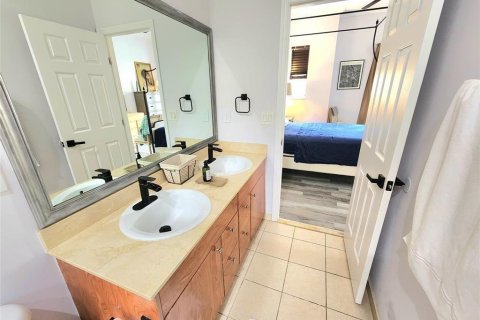 Touwnhouse à vendre à Lighthouse Point, Floride: 2 chambres, 132.85 m2 № 2187446 - photo 27