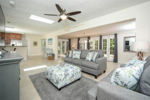 Casa en alquiler en Sarasota, Florida, 3 dormitorios, 181.16 m2 № 1401754 - foto 4
