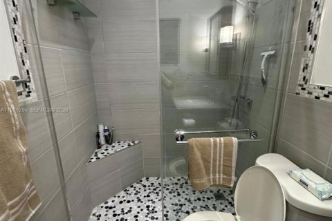 Купить кондоминиум в Майами, Флорида 2 спальни, 105.91м2, № 2044128 - фото 8