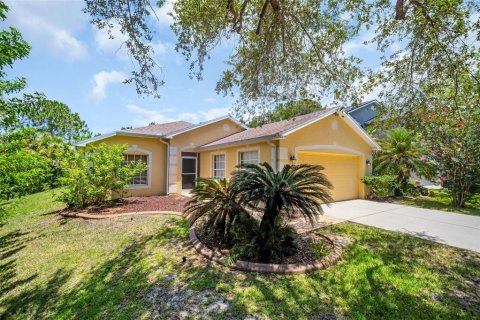 Casa en Tampa, Florida 3 dormitorios, 151.8 m2 № 2229330